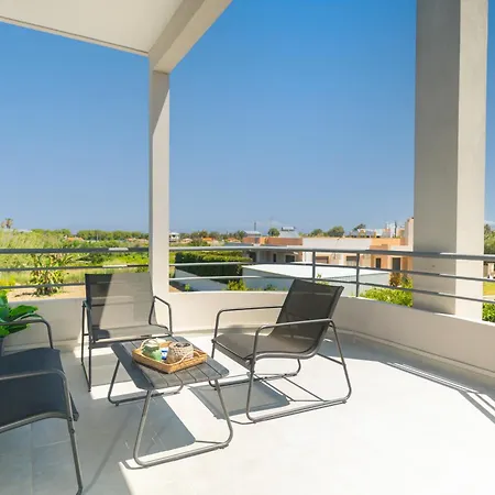 Marvinas Seaside Apartments, Gaia & Hydor Jacuzzi Apartamento Kremastí